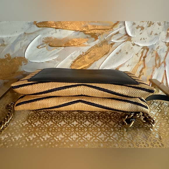 Tory burch Kira straw chain wallet - Picture 3 of 10